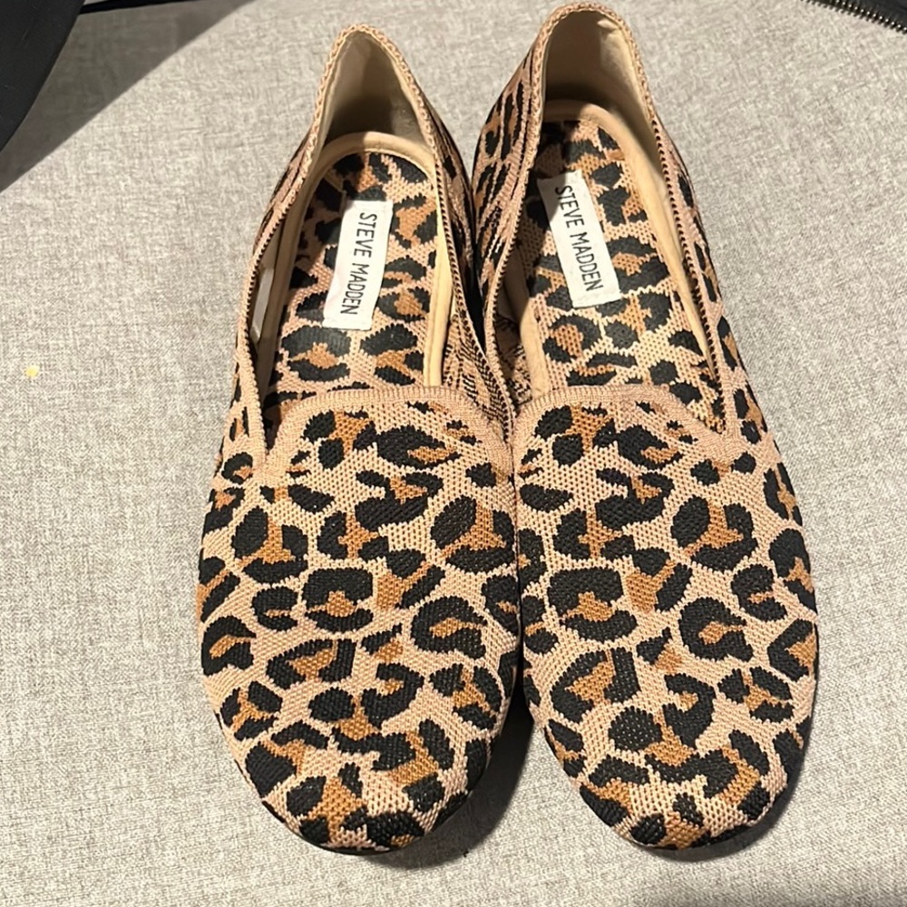 Steve Madden Brown and Black Flats with Leopard Print